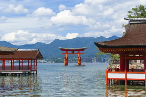 Itsukushima-schrijn