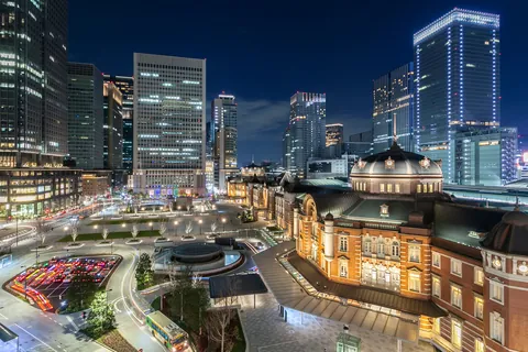 Station Tokio bij nacht