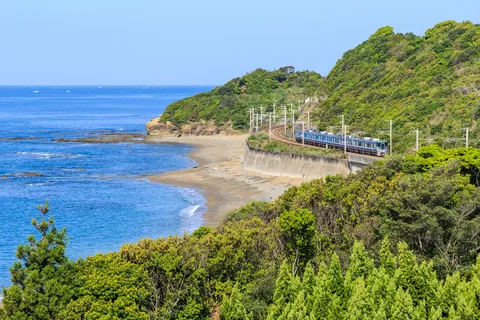 海岸線を走る / 和歌山県