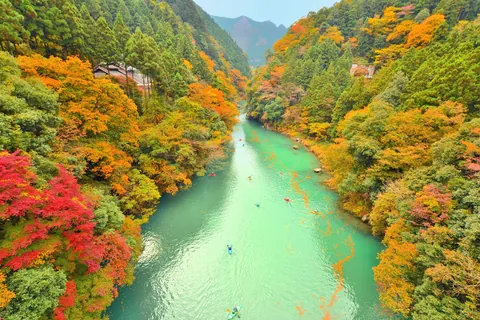 La valle di Okutama in autunno