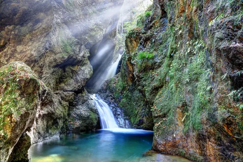Cascata Nezire, valle di Unazawa