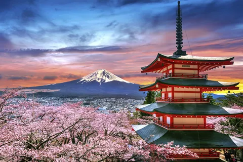 忠霊塔と富士山