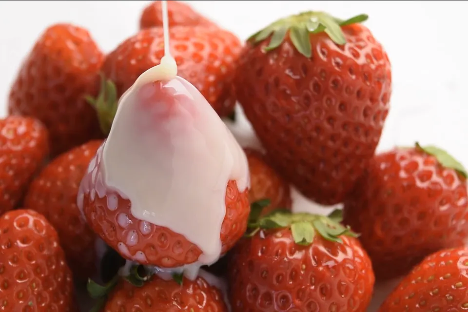 [Animado] Frutas frescas y dulces