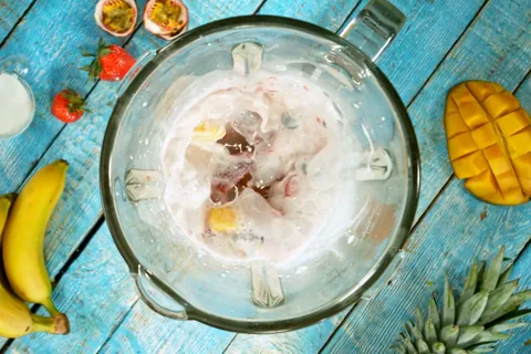 Leche de frutos rojos