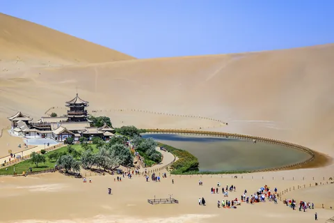 月牙泉 / 中国